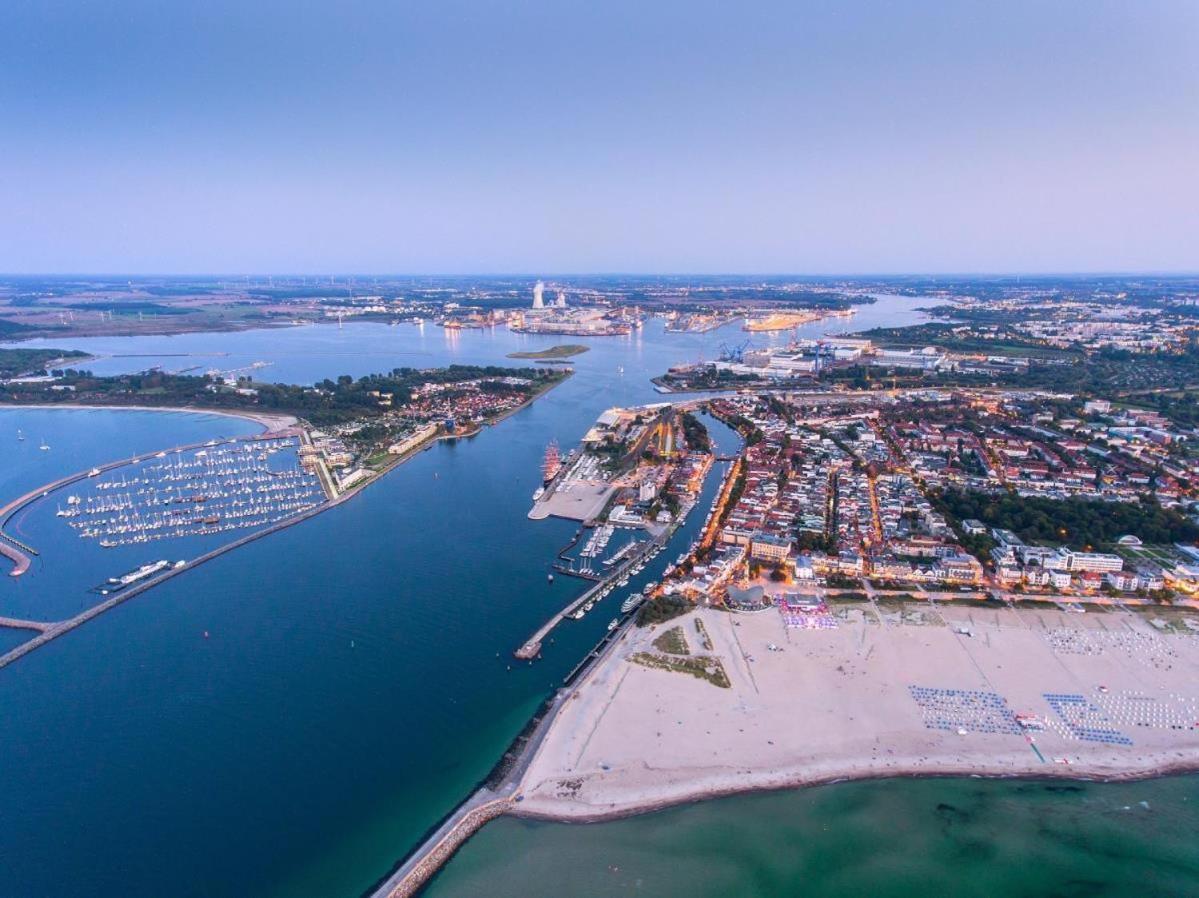 Stromperle, direkt am Alten Strom Rostock Exterior foto